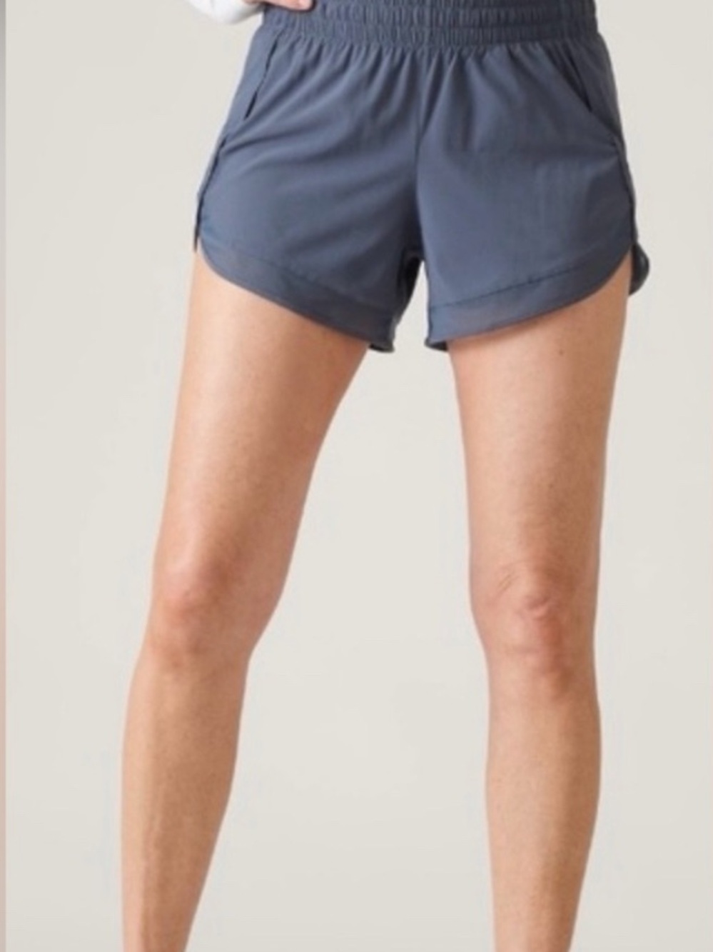 NWT Athleta Racer Mesh 4 in Athletic Shorts - gray (S)